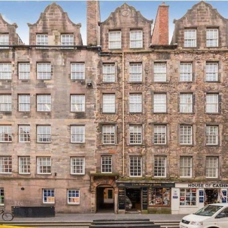 16Th Century Courtyard Apartment On The Royal Mile Edinburgh Exterior photo